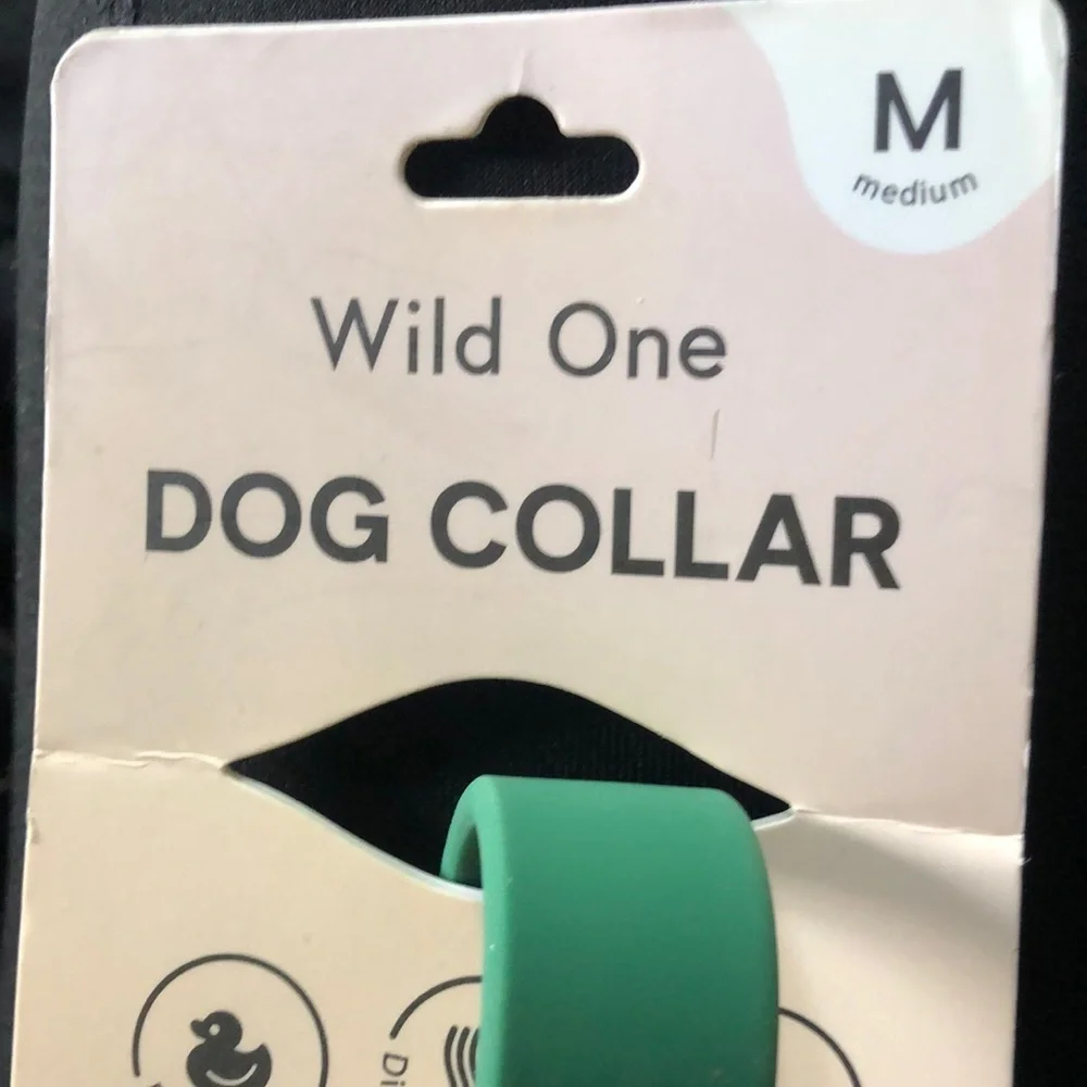 NWT Wild One Spruce Collar M​
